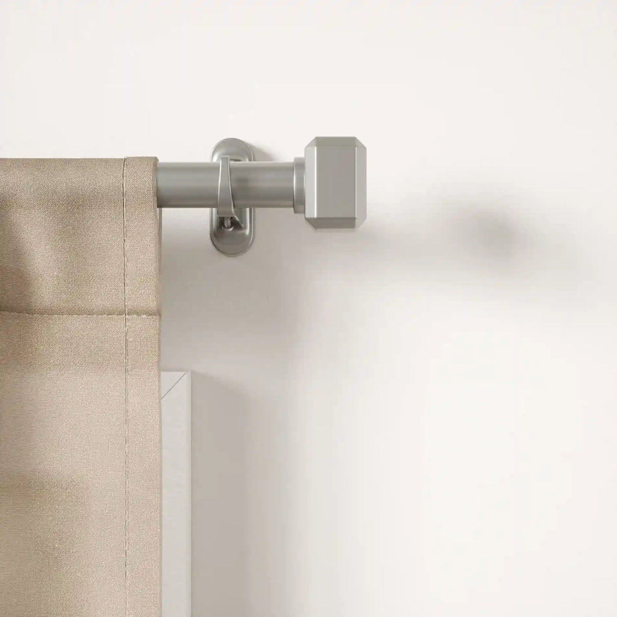 Geo Pinpoint Curtain Rod